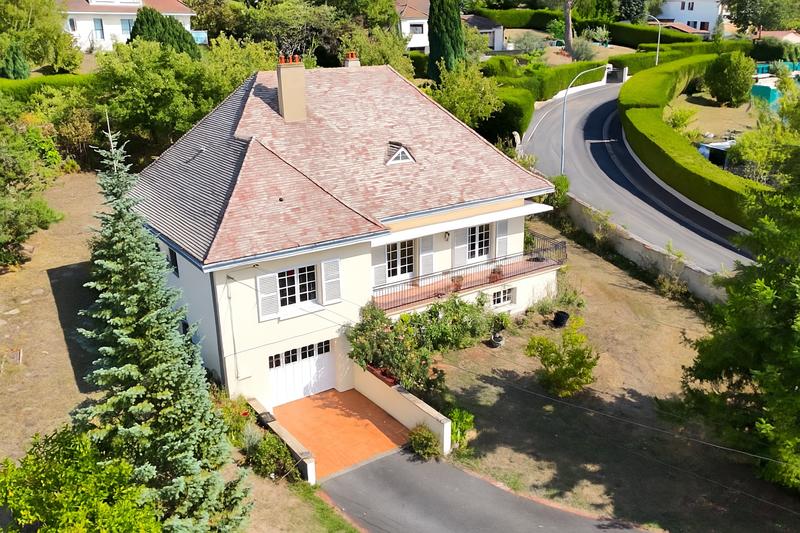 Maison - 136 m² - 6 pièces