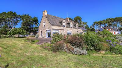 Propriété - 260 m² - 7 pièces