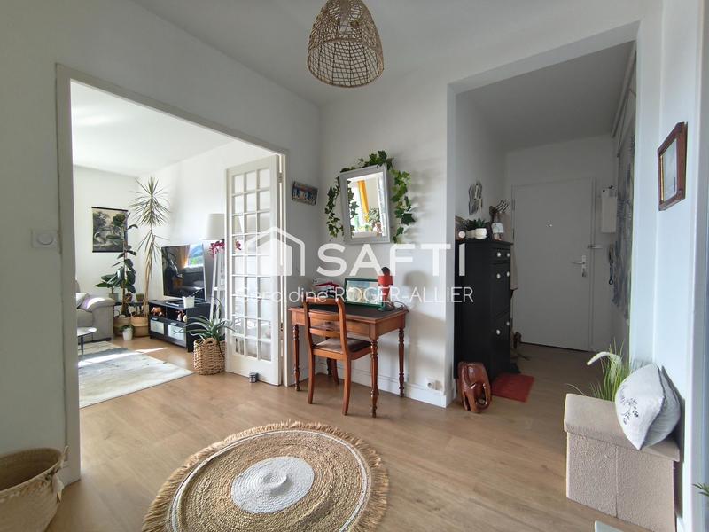 Appartement - 92 m² - 4 pièces