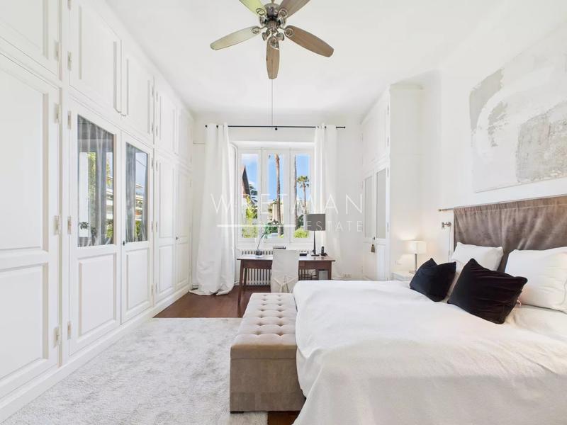 Appartement - 111 m² - 3 pièces