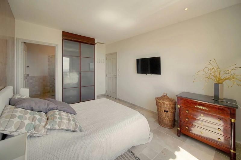 Villa - 210 m² - 5 pièces