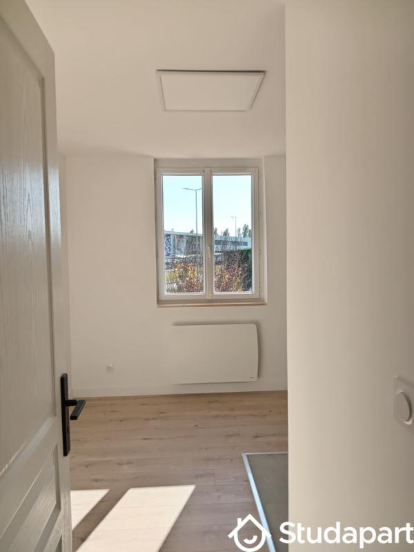 Chambre - 12 m² - 1 pièce