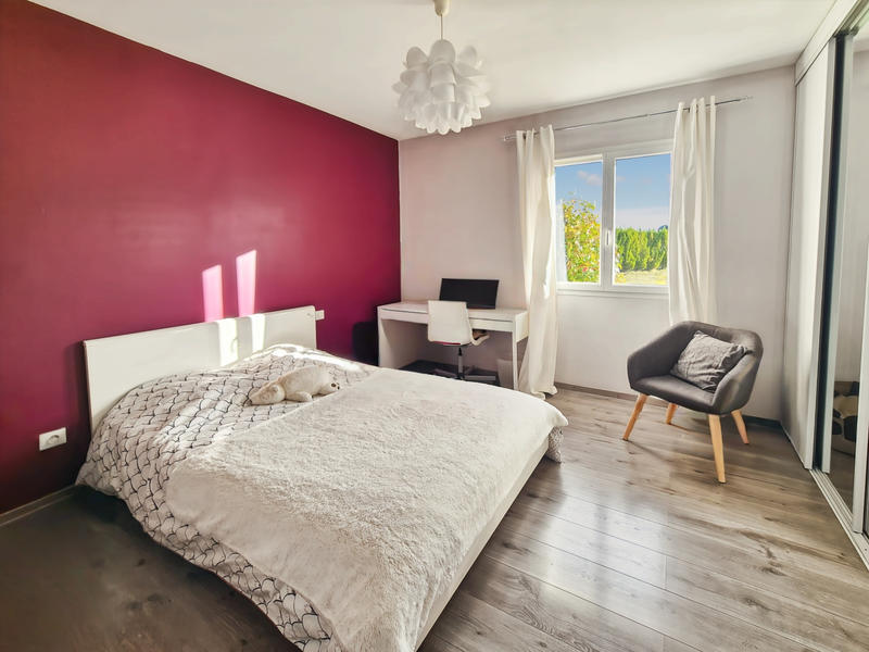 Maison - 205 m² - 5 pièces