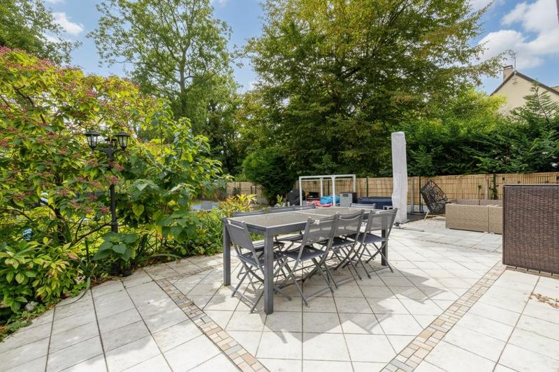 Maison - 130 m² - 7 pièces