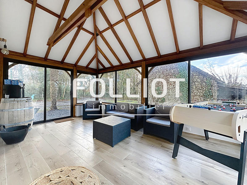 Maison - 166 m² - 7 pièces