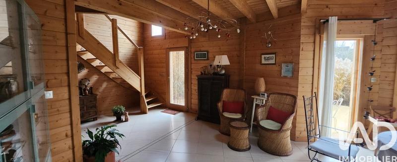 Châlet - 209 m² - 8 pièces