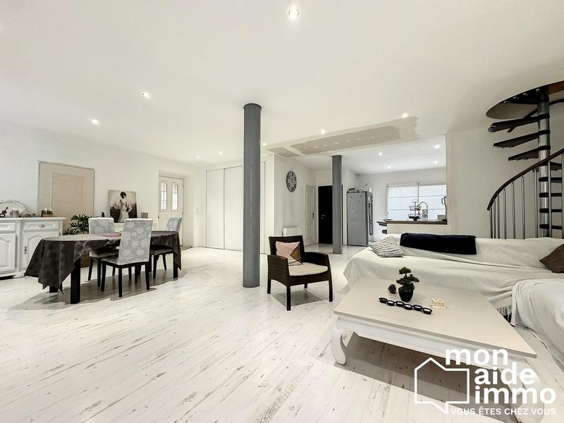 Maison ancienne - 166 m² - 6 pièces