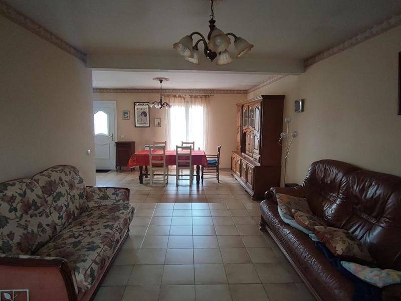 Maison - 93 m² - 5 pièces