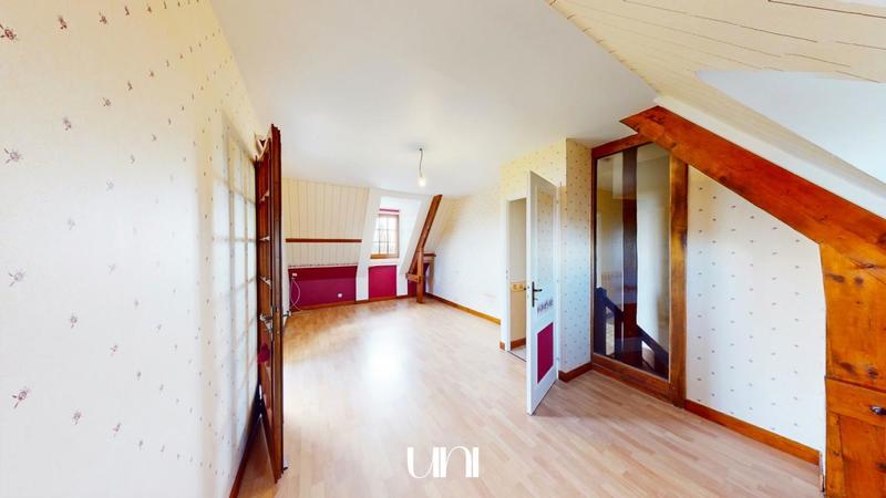 Maison - 175 m² - 6 pièces