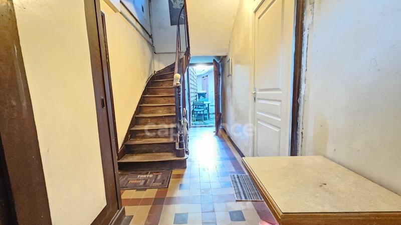 Immeuble - 240 m² - 12 pièces