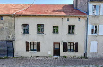 Maison - 456 m² - 10 pièces