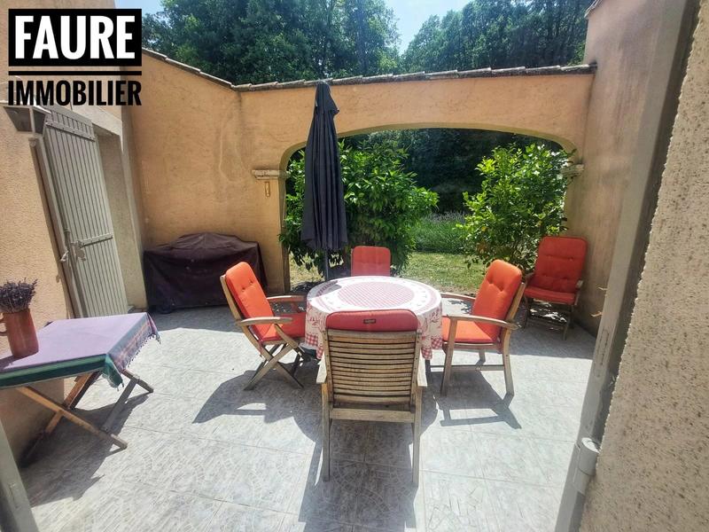 Villa - 152 m² - 8 pièces