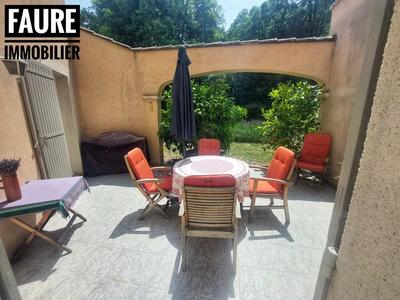 Villa - 152 m² - 8 pièces