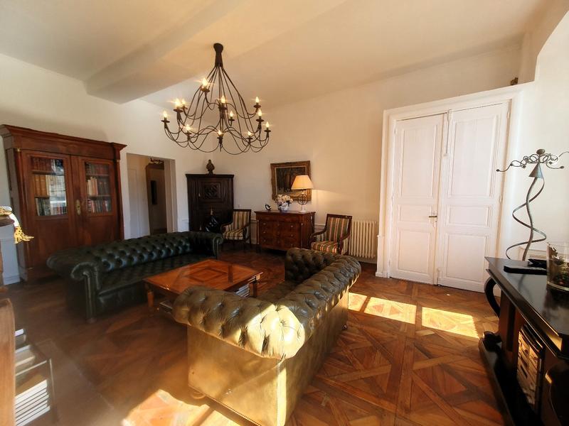 Appartement bourgeois - 130 m² - 5 pièces