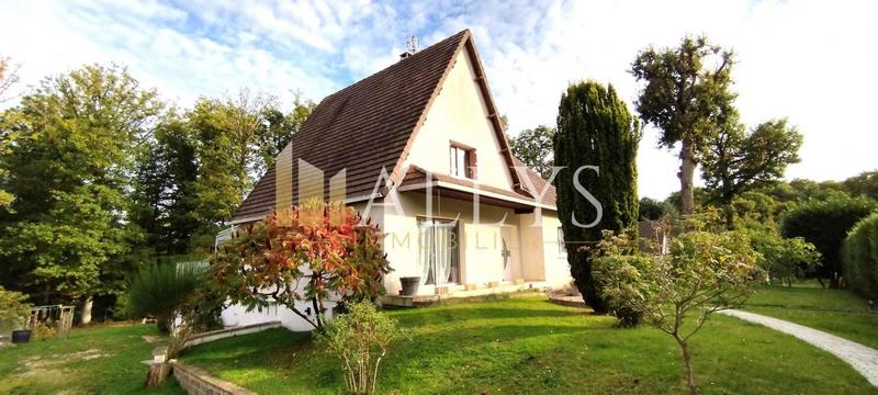 Maison - 165 m² - 8 pièces