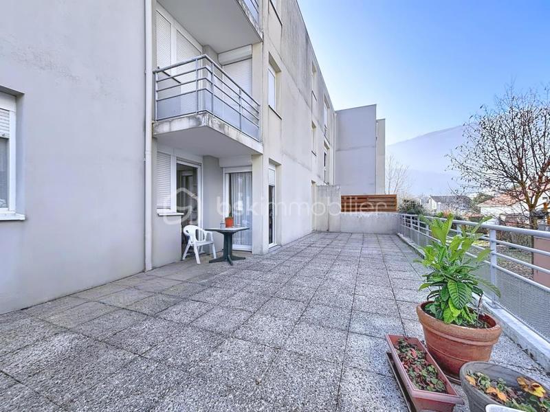 Appartement - 97 m² - 4 pièces