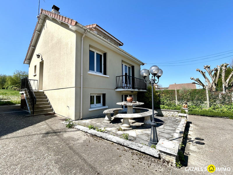 Maison traditionnelle - 105 m² - 5 pièces