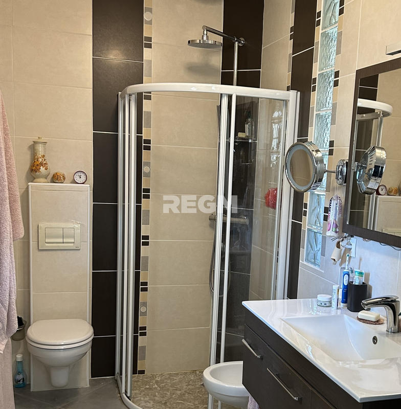 Maison - 139 m² - 5 pièces