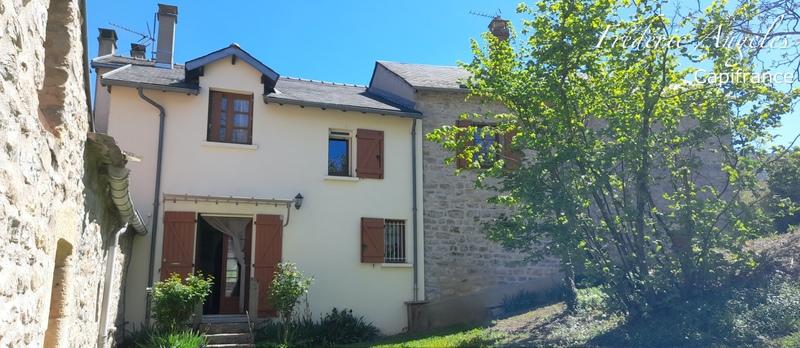 Maison de village - 200 m² - 8 pièces