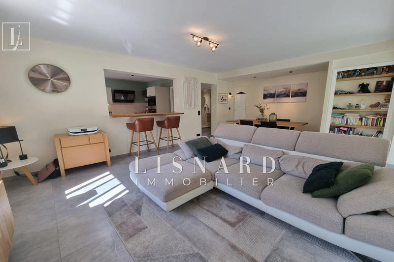 Maison - 108 m² - 4 pièces