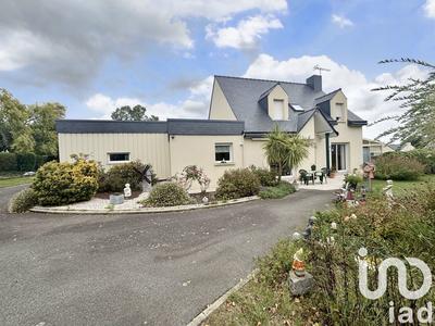 Maison - 137 m² - 5 pièces