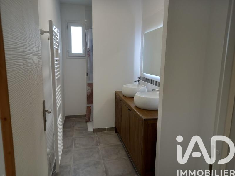 Maison - 93 m² - 5 pièces