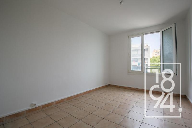 Appartement - 70 m² - 4 pièces