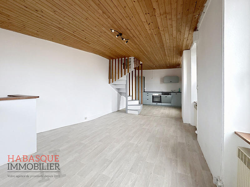 Appartement - 120 m² - 4 pièces