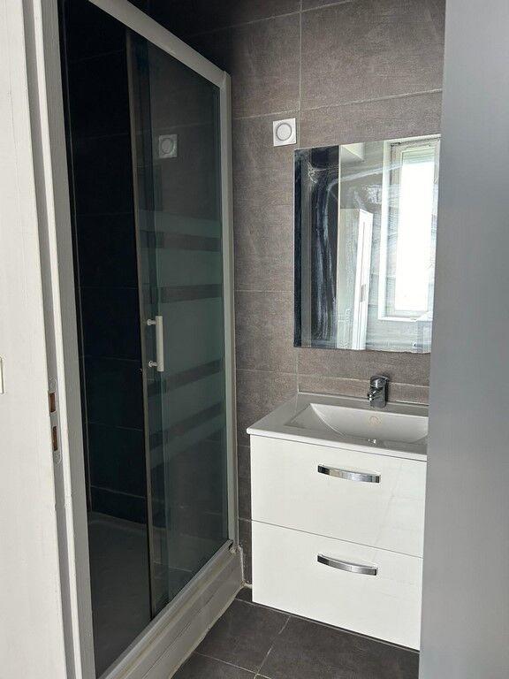 Studio - 25 m² - 1 pièce