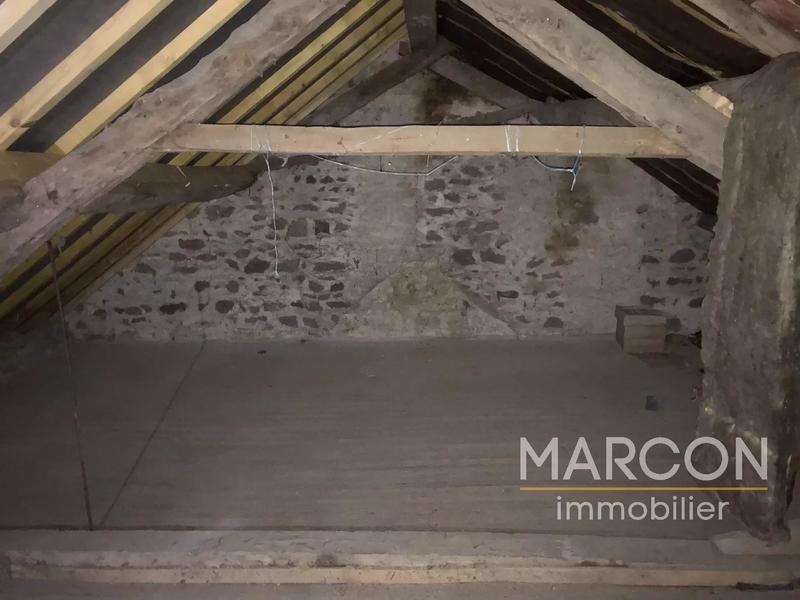 Maison de village - 85 m² - 6 pièces