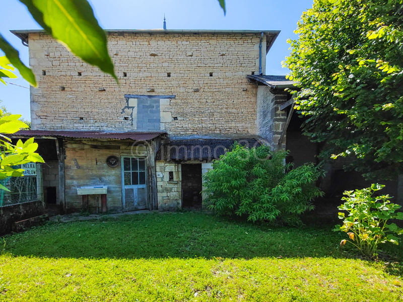 Maison de village - 194 m² - 10 pièces