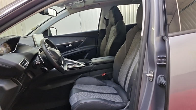 Peugeot 3008 BlueHDi 130 s&amp;amp;S Eat8 Allure Business