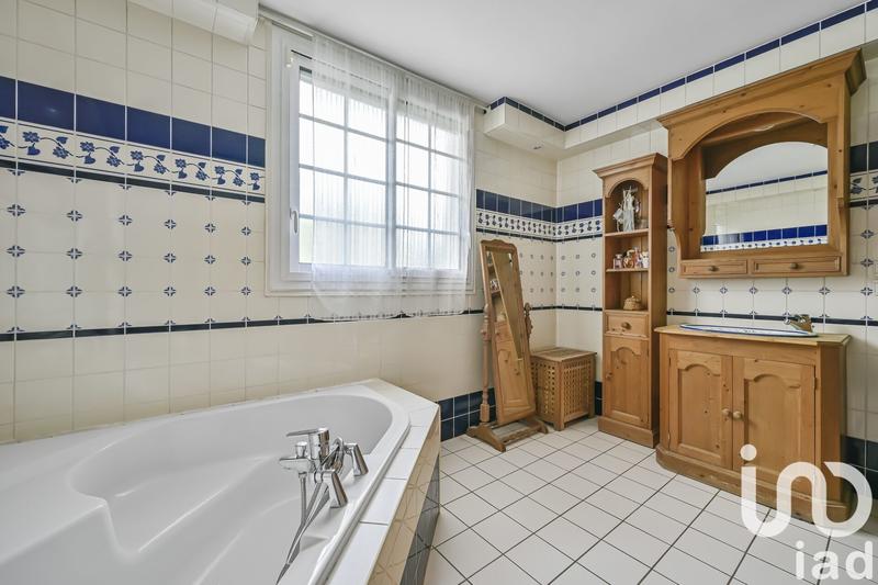 Maison - 148 m² - 5 pièces