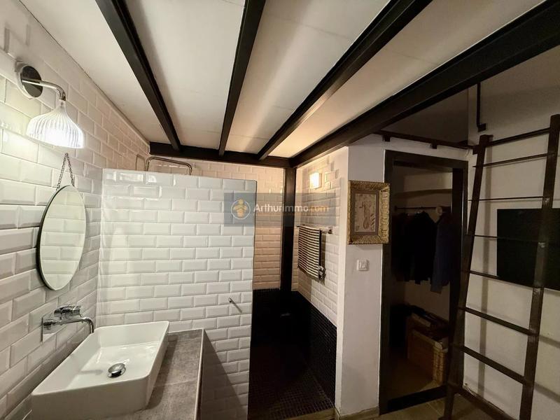 Appartement - 146 m² - 3 pièces