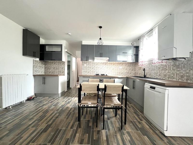 Maison de ville - 81 m² - 4 pièces