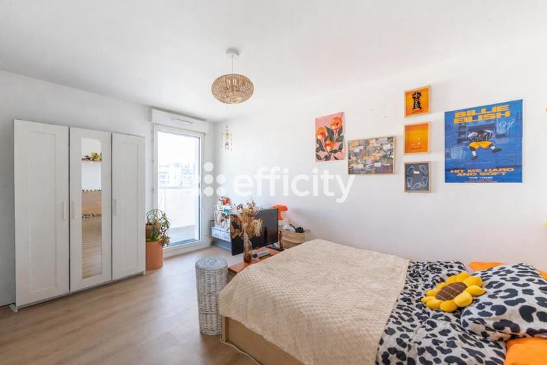 Appartement - 87 m² - 5 pièces