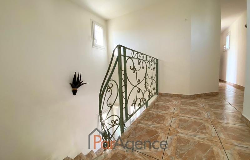 Maison - 175 m² - 6 pièces