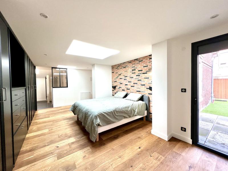 Maison - 160 m² - 6 pièces