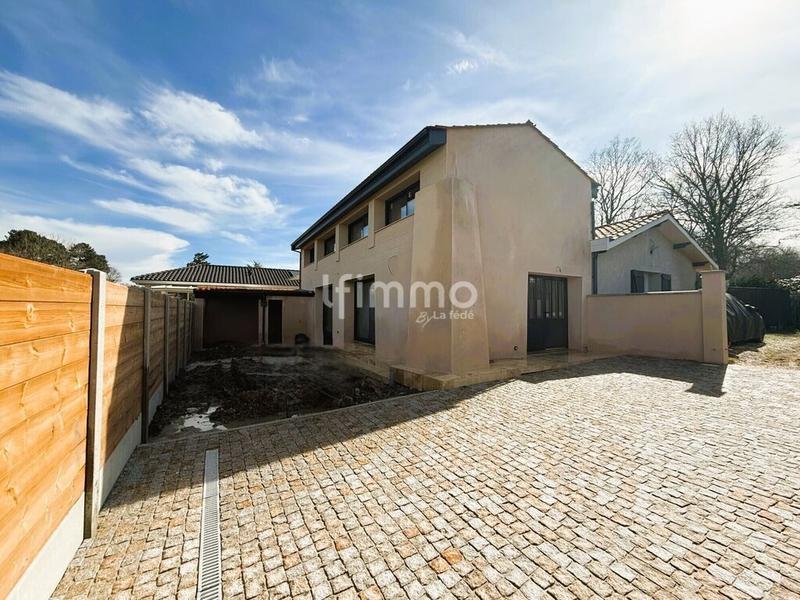 Maison - 108 m² - 4 pièces