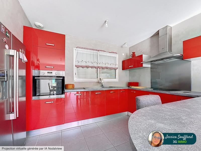 Maison - 88 m² - 4 pièces