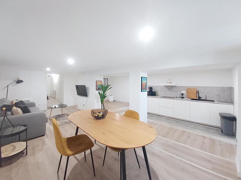 Appartement - 60 m² - 2 pièces