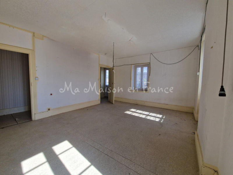 Maison - 200 m² - 7 pièces