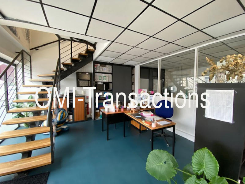 Local commercial - 207 m² - 8 pièces