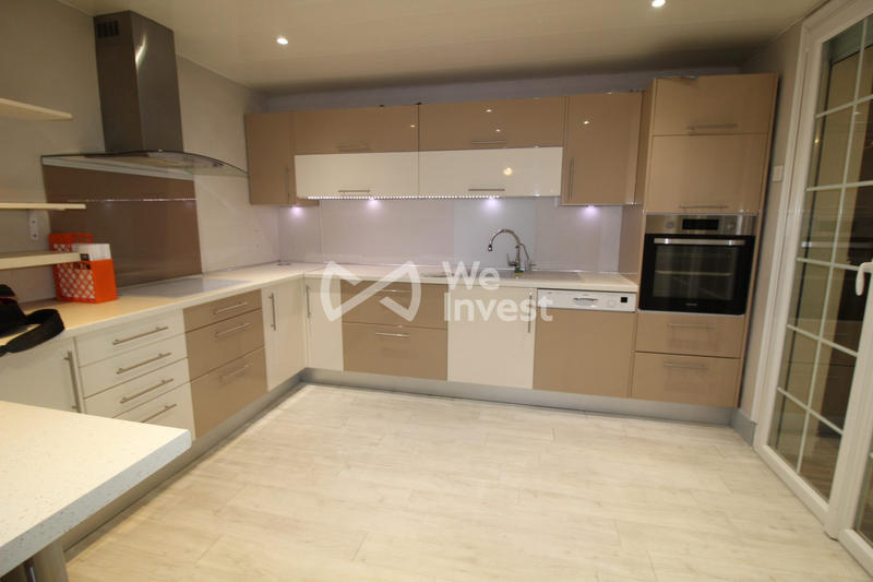 Maison - 187 m² - 6 pièces