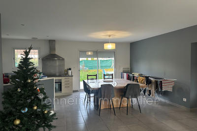 Maison - 87 m² - 4 pièces