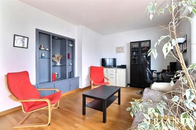 Appartement - 96 m² - 5 pièces