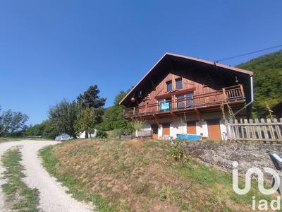 Châlet - 180 m² - 7 pièces