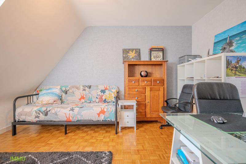 Maison traditionnelle - 150 m² - 6 pièces