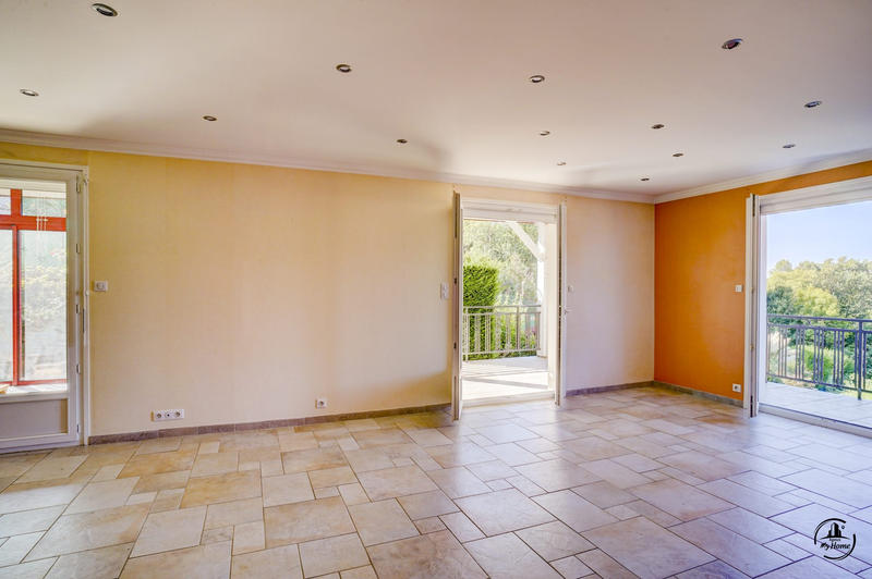 Villa - 175 m² - 8 pièces