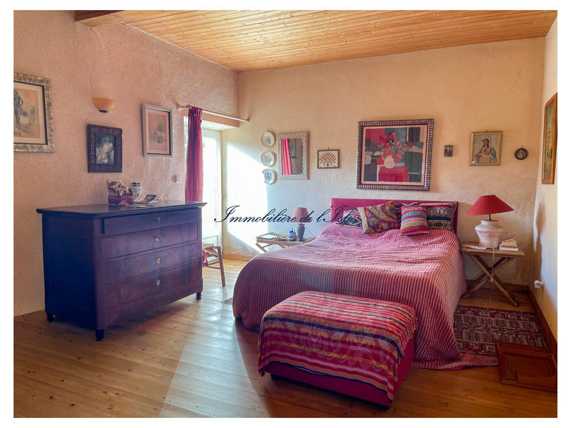 Maison - 131 m² - 6 pièces